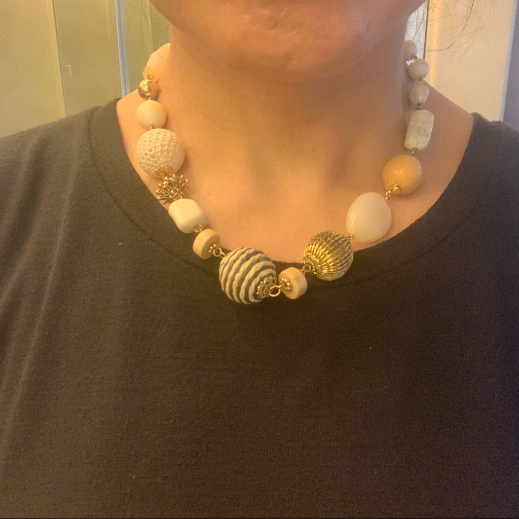 Vintage Robert Rose Chunky Beaded Necklace 15$